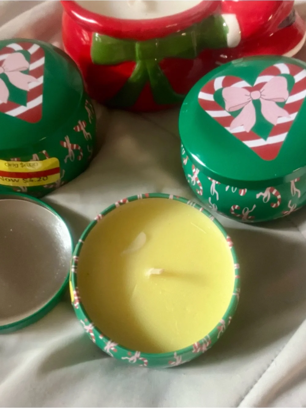 Christmas Santa Ceramic Candle and Green Candy-Heart Tin Set Bundle